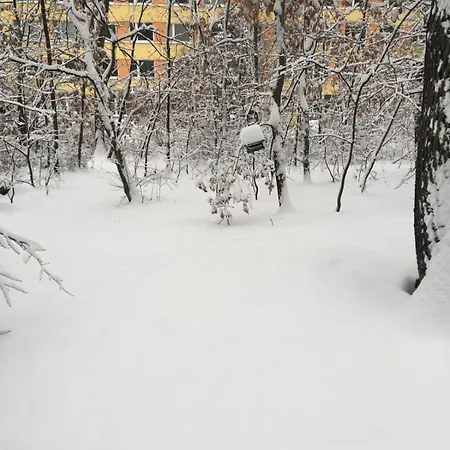 U Lesoparku - Kobylisy