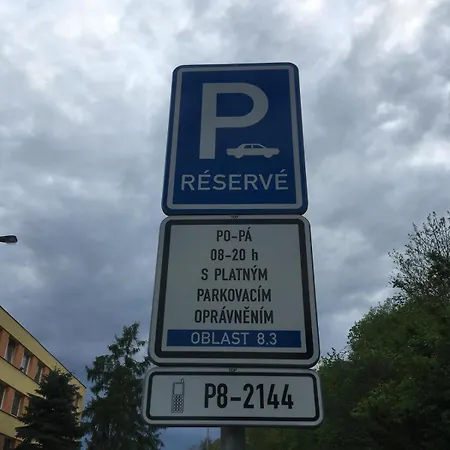 U Lesoparku - Kobylisy * Prague