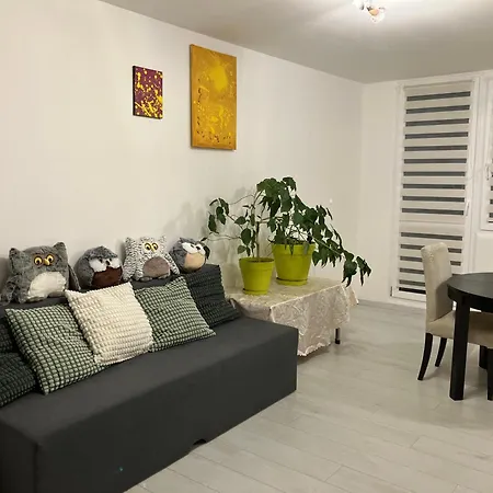 Apartment U Lesoparku - Kobylisy *